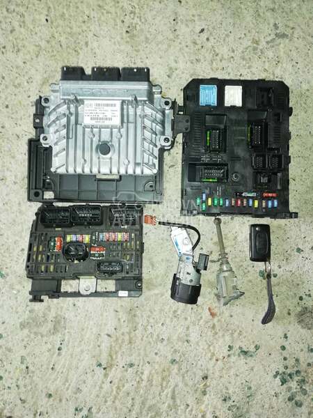 ECU, BSM, BSI, bravica za Peugeot 407