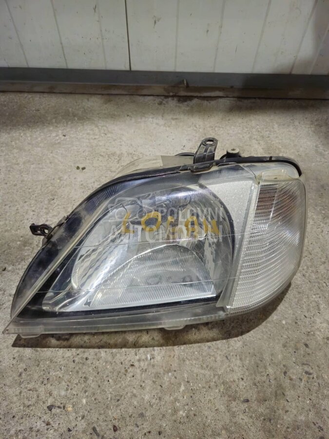 Levi far za Dacia Logan od 2004. do 2008. god.
