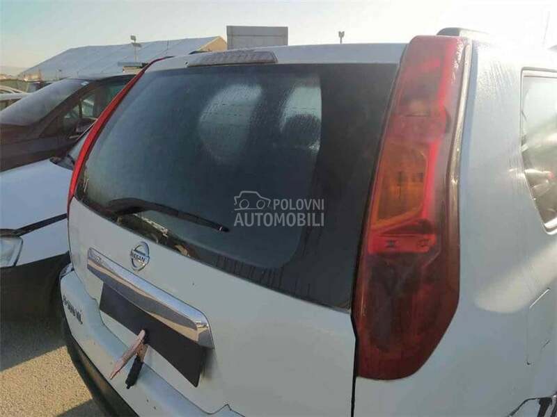 Zadnje štop svetlo T31 za Nissan X-Trail od 2007. do 2013. god.
