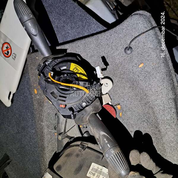 ablender sa bord punto3 za Fiat Punto od 2010. do 2012. god.