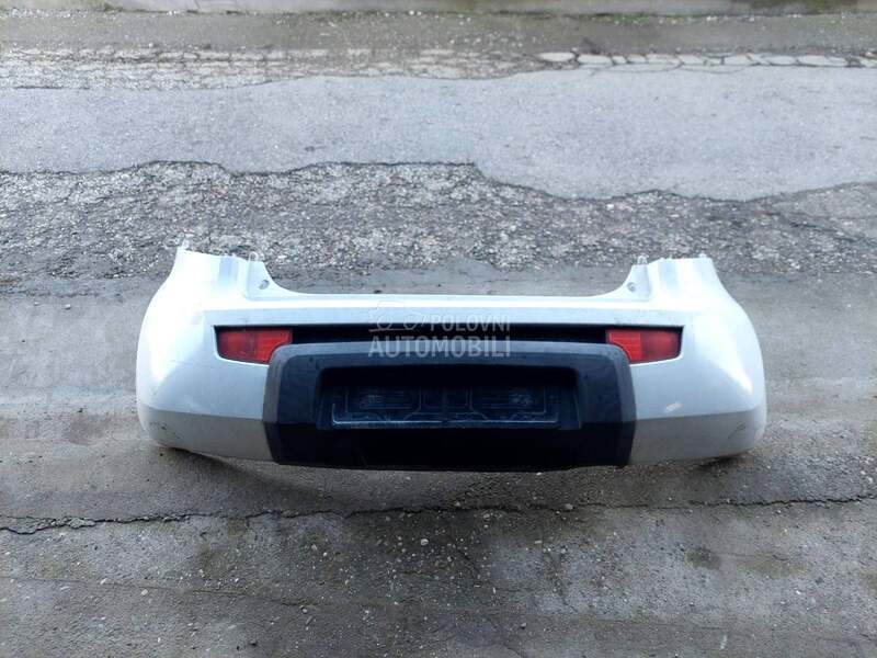 Branik zadnji za Kia Soul od 2008. do 2011. god.