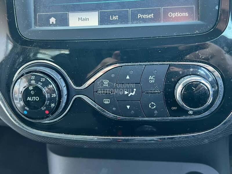 Konzola klime za Renault Captur od 2013. do 2017. god.