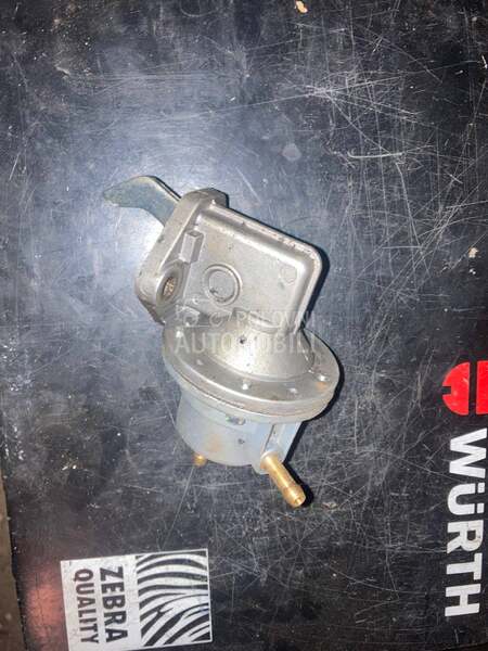 Pumpa za gorivo za Renault R 4