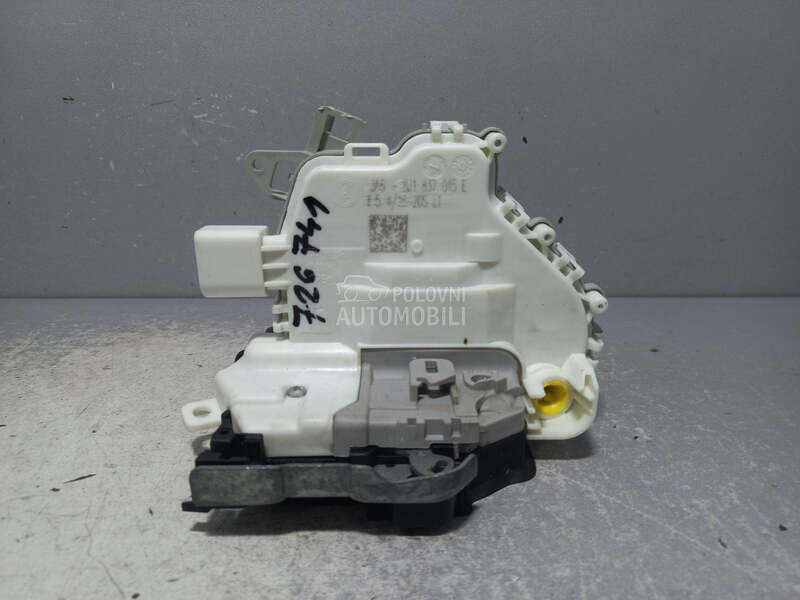 BRAVA VRATA za Audi A6 - 8J1837015E
