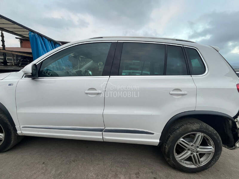 STAKLO za Volkswagen Tiguan