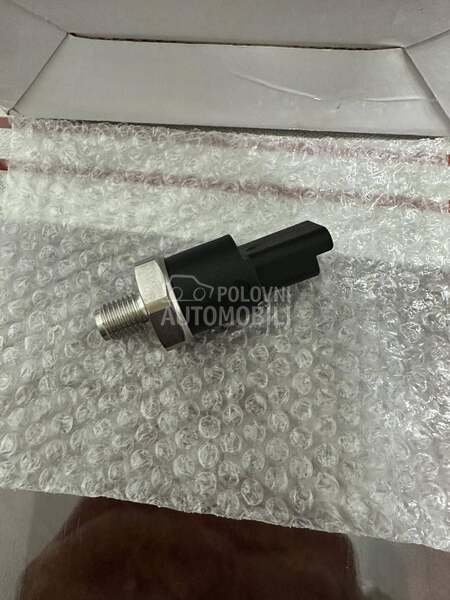 Senzor pritiska na rampi 2.0 za Peugeot 206