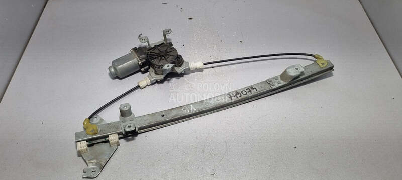 ELEKTRO PODIZAC STAKLA za Nissan Pathfinder