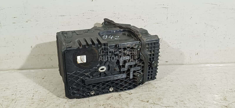 NOSAC AKUMULATORA za Volvo XC60