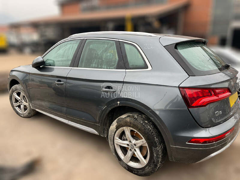 POLUSTRANICA za Audi Q5
