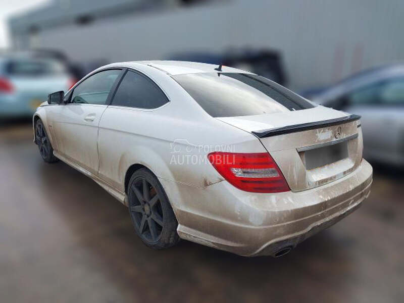 POLUSTRANICA za Mercedes Benz C Klasa