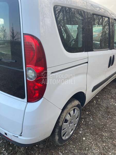 stranice, pragovi, stubovi za Fiat Doblo od 2010. do 2020. god.