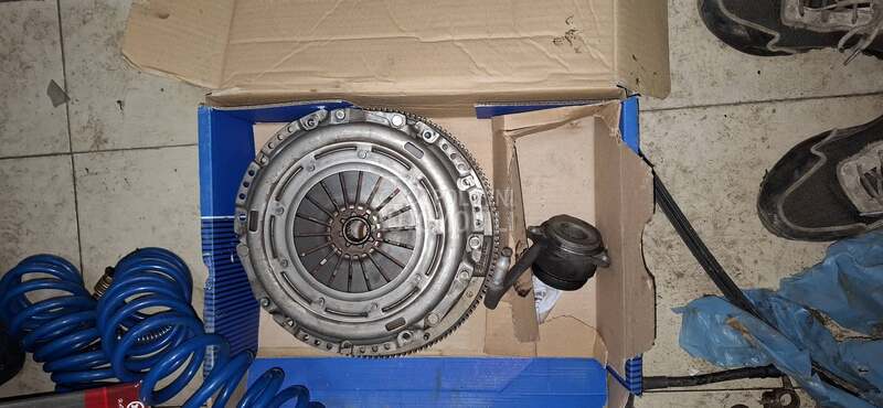 Zamajac korpa lamela za Volkswagen Sharan od 2001. do 2008. god.