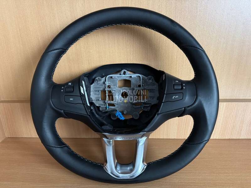 Volan kožni za Peugeot 2008 od 2013. do 2019. god.