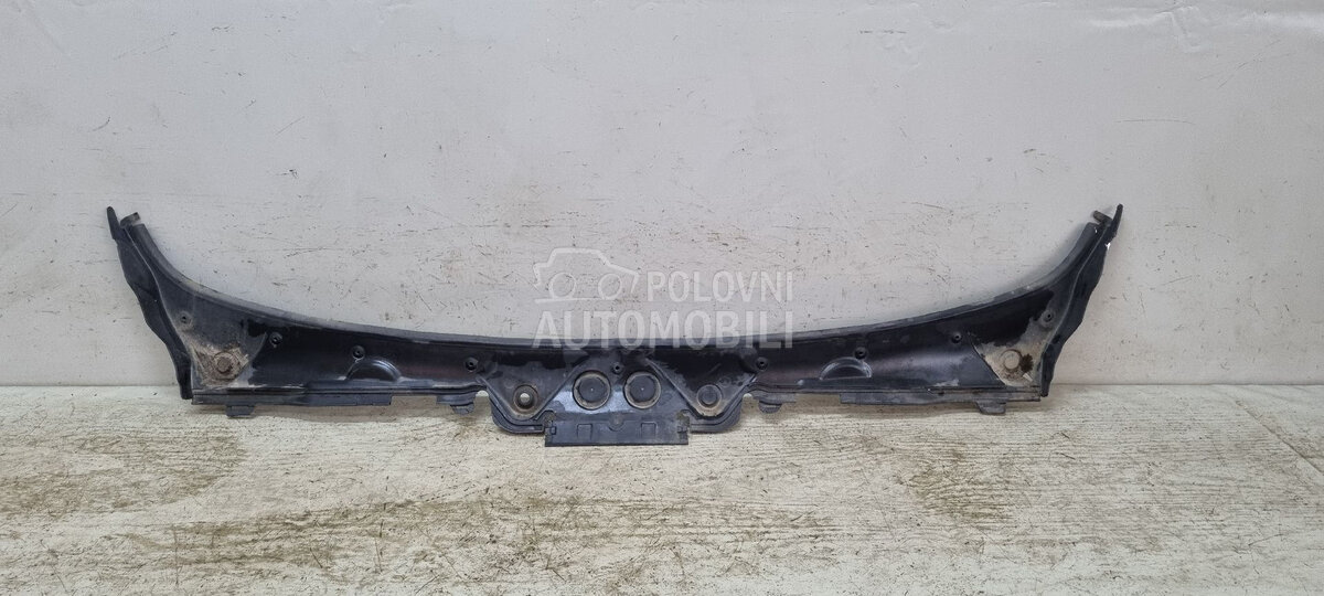 PLASTIKA za BMW 315, 316, 318 ... - 7258178