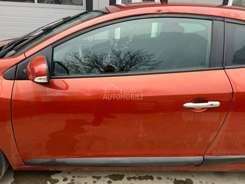 Vrata leva oranž TEENJ coupe za Renault Megane od 2008. do 2016. god.