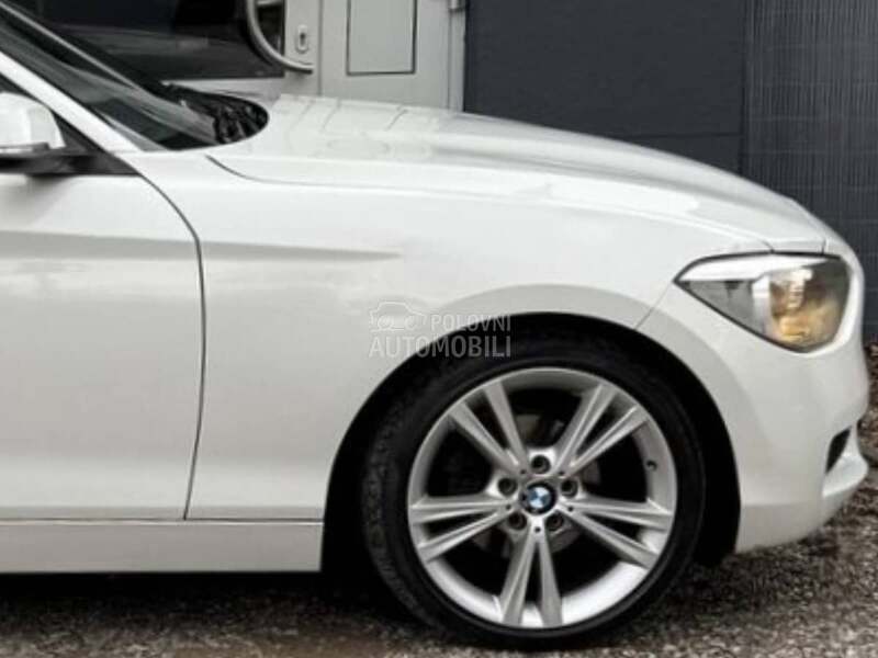 Krilo desno belo F20/21 za BMW 125, 116, 118 ... od 2011. do 2019. god.