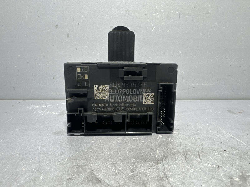ELEKTRONIKA MODUL VRATA za Škoda Superb