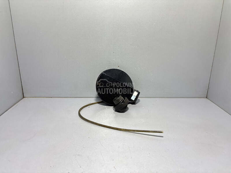 POKLOPAC REZERVOARA za Volkswagen Golf 6