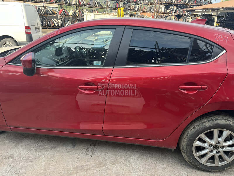 STAKLO za Mazda 3