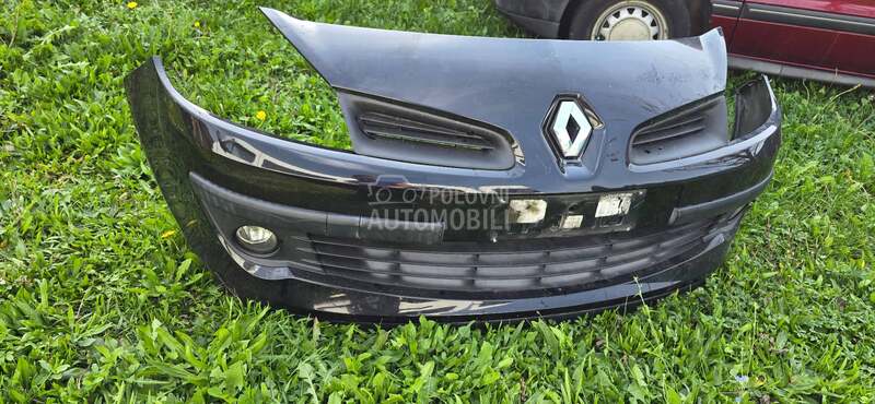 Branik za Renault Clio