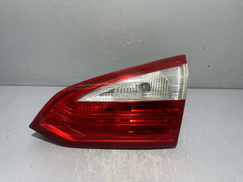 STOP SVJETLO za Ford Focus