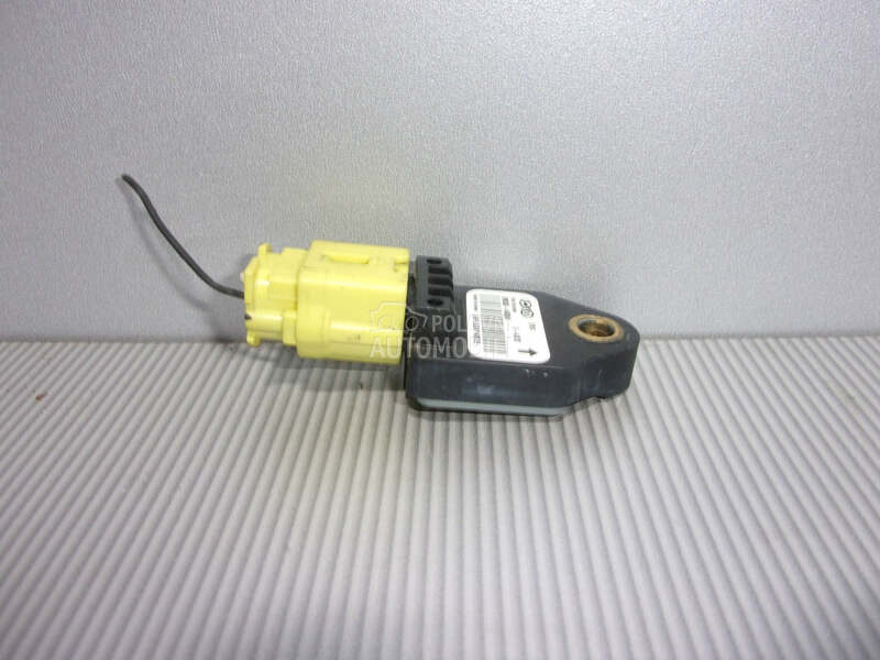 SENZOR AIRBAGA za Hyundai i30
