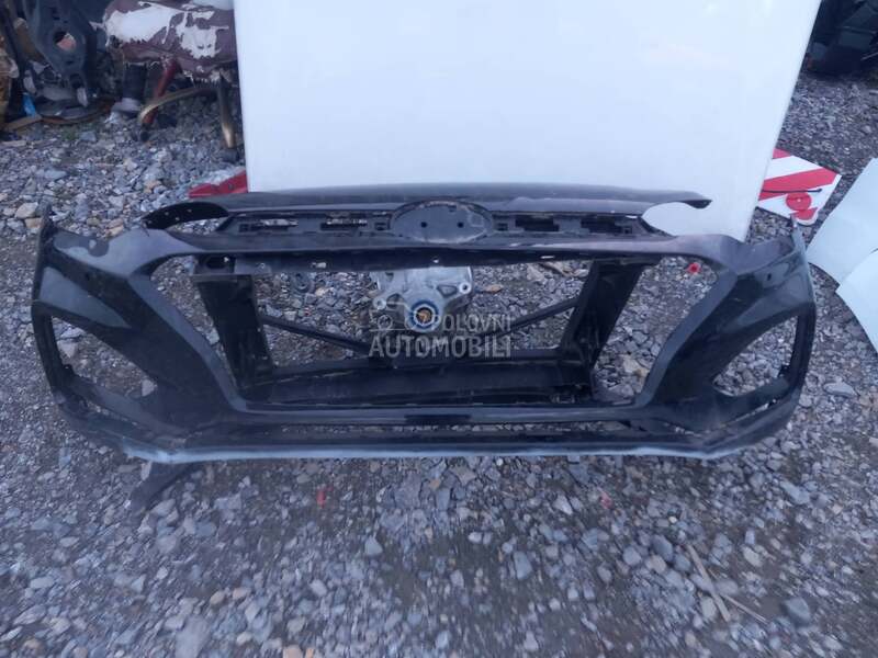 branik za Hyundai i20