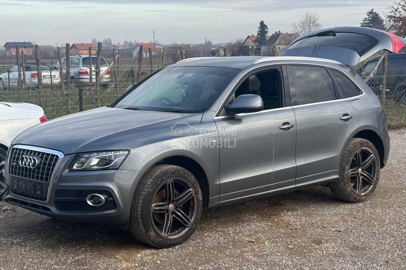 Audi Q5 -  kompletan auto u delovima