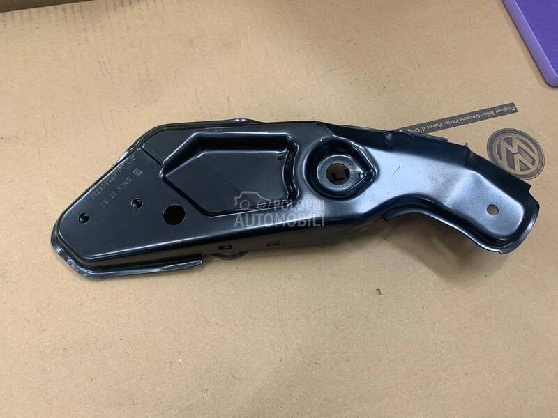 Metalni okvir fara za Seat Leon - 5F0806929