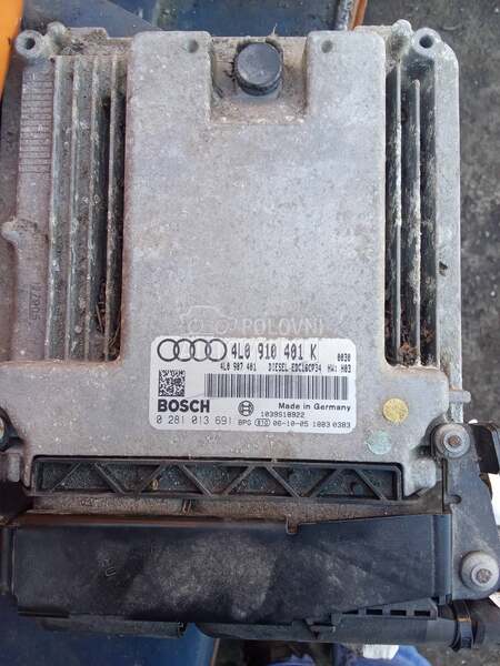 Kompjuter Motorni 3,0 za Audi Q7 za 2006. god.