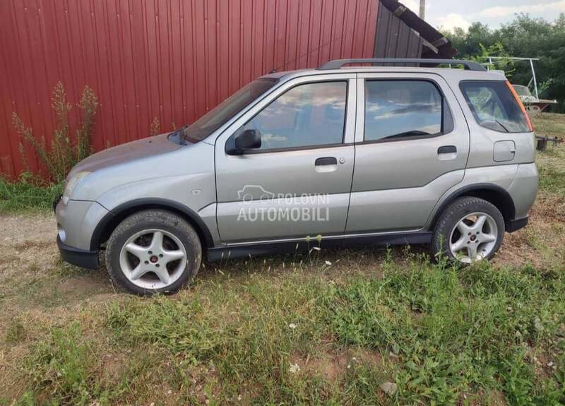 Delovi za Suzuki Ignis 2004. god.