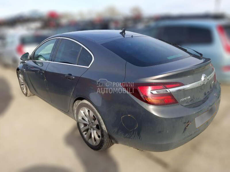 POLUSTRANICA za Opel Insignia