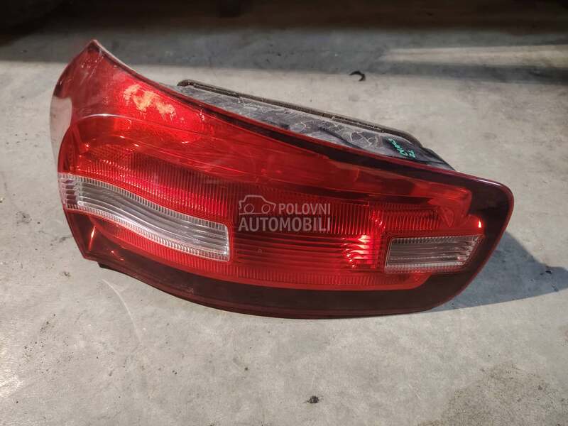 Levo stop svetlo za Citroen C4 Picasso od 2014. do 2016. god.
