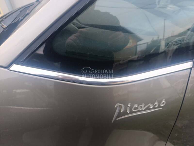 niklovana lajsna na krilu leva za Citroen C4 Grand Picasso, C4 Picasso od 2006. do 2013. god.