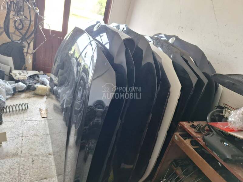 Haube za vise modela za BMW 114, 116, 118 ... od 2000. do 2015. god.
