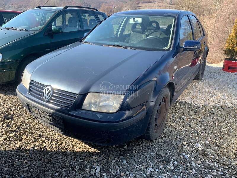 prednji,zadnji branik za Volkswagen Bora