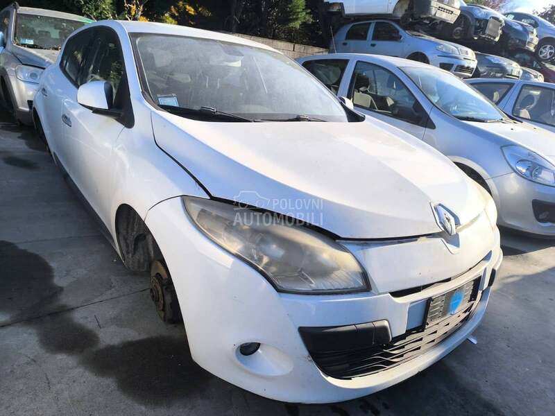 Brava gepeka za Renault Megane od 2008. do 2012. god.