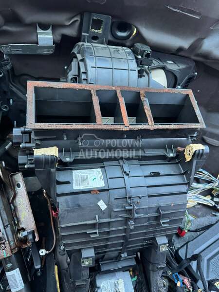 Tunel za Peugeot 407 od 2004. do 2008. god.