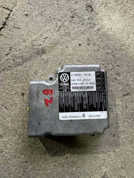 airbag centrala za Volkswagen Passat B7