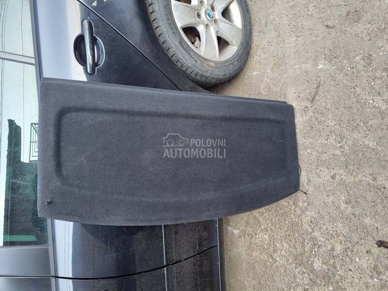 polica gepeka za Volkswagen Golf 5