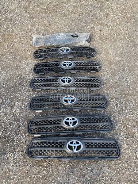 Prednja Maska za Toyota RAV 4 od 2005. do 2010. god.