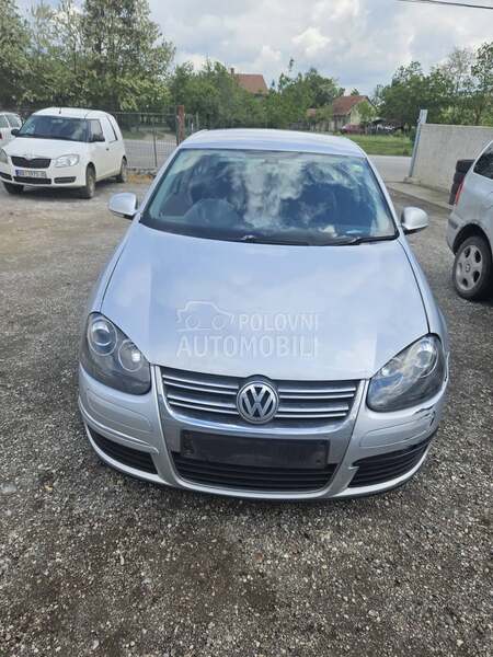 Volkswagen Jetta 2009 2004. god. -  kompletan auto u delovima