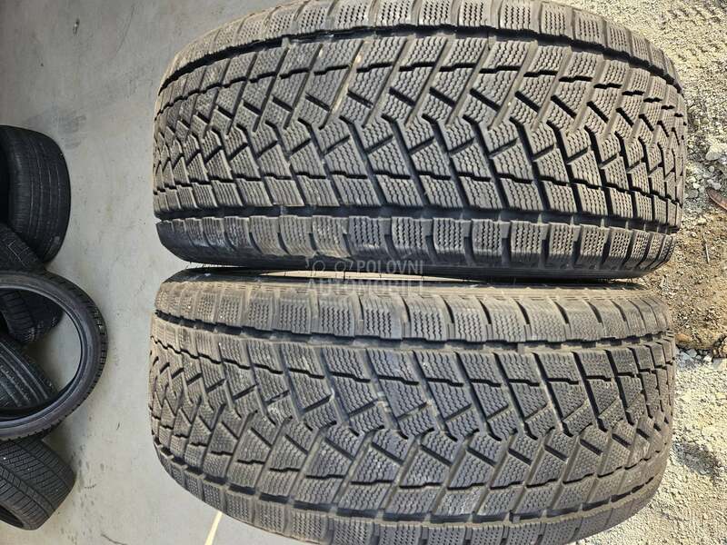 AGI 275/45 R21 Zimska