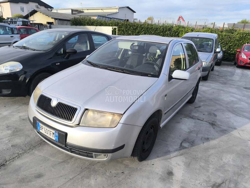 Levi retrovizor za Škoda Fabia od 2000. do 2007. god.