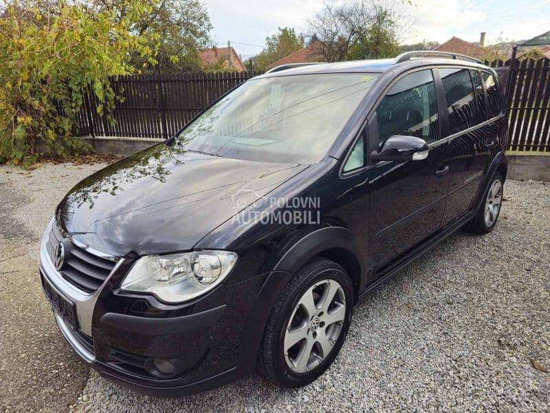 Delovi za Volkswagen Touran 2003 - 2018. god.