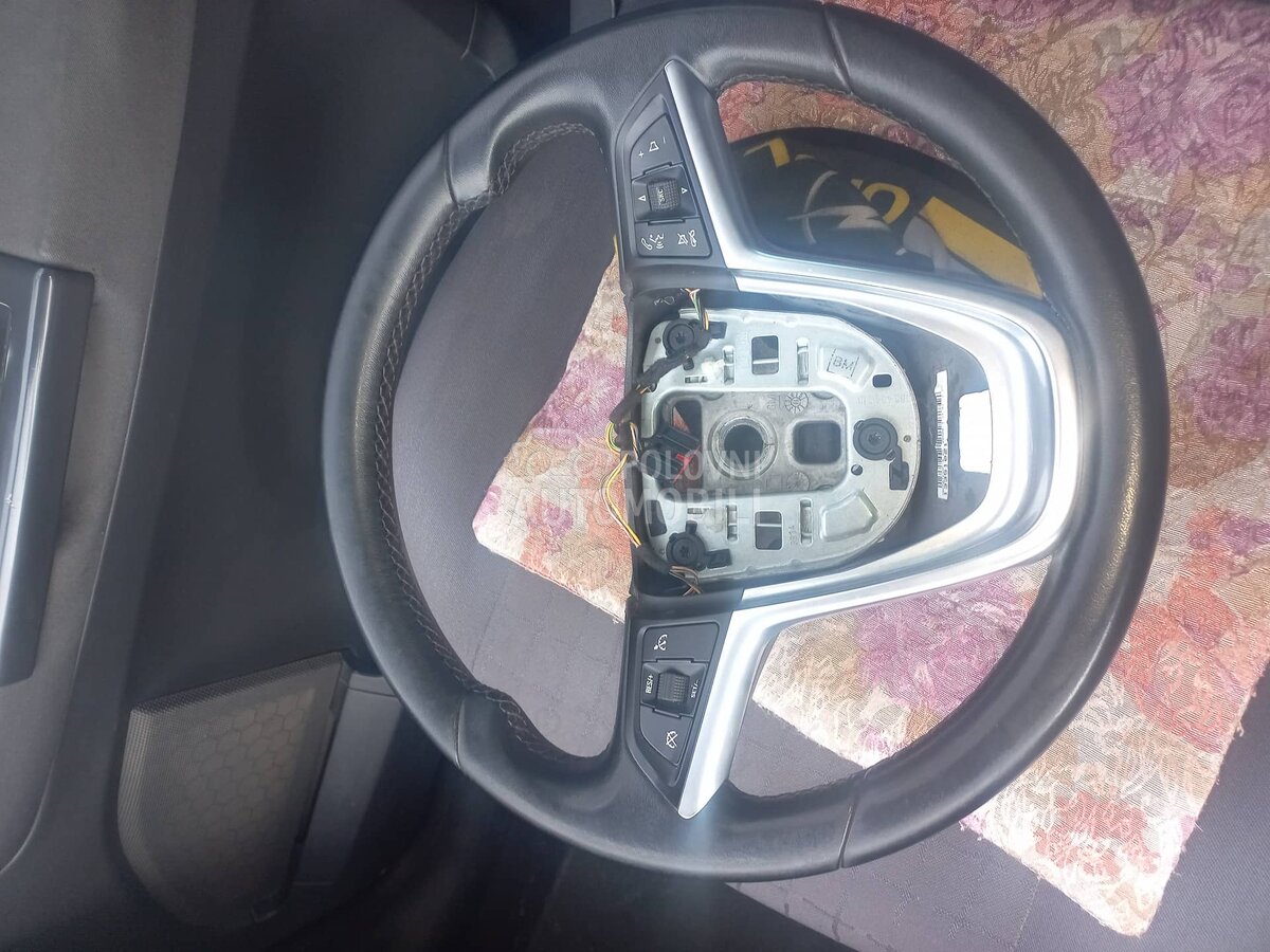Kožni volan za Opel Astra J