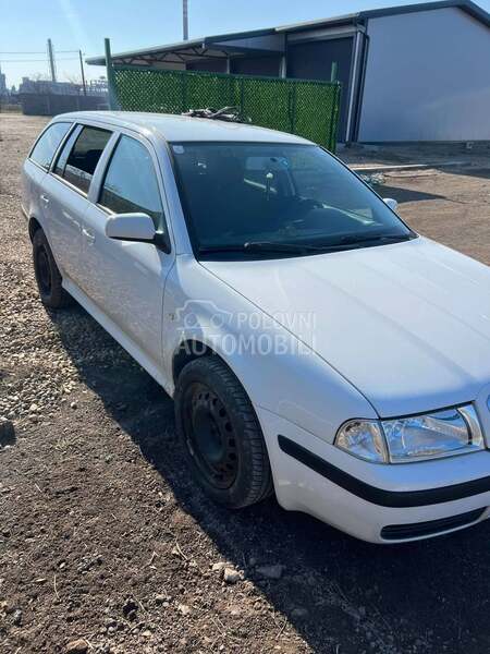 Krilo za Škoda Octavia