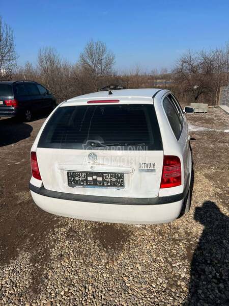 Gepek vrata za Škoda Octavia