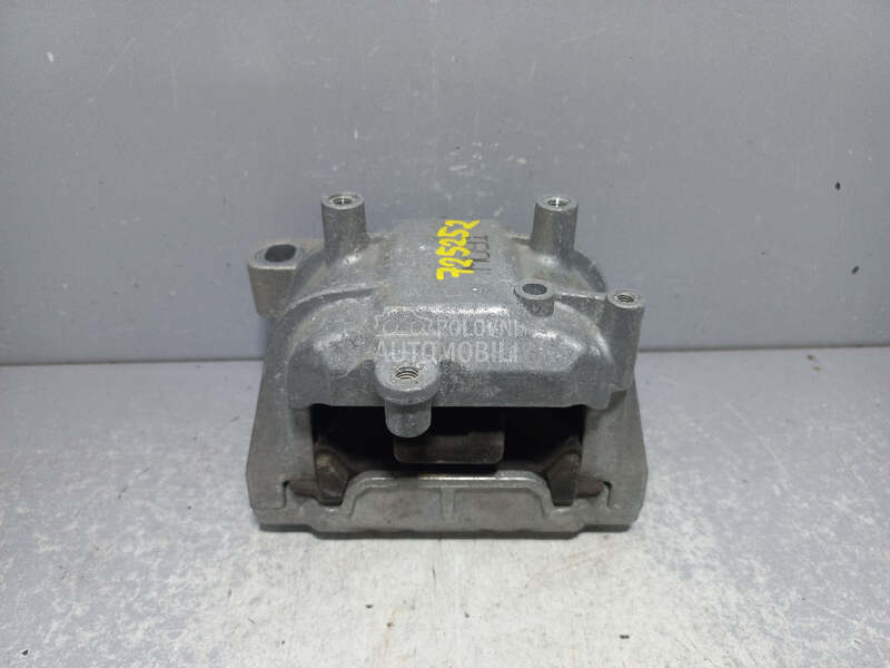 NOSAC MOTORA za Volkswagen Passat B6