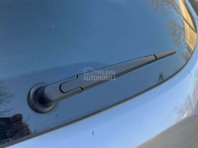 Brisač zadnji za Renault Kadjar od 2015. do 2022. god.